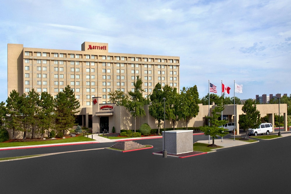 Buffalo Marriott Niagara 1/55