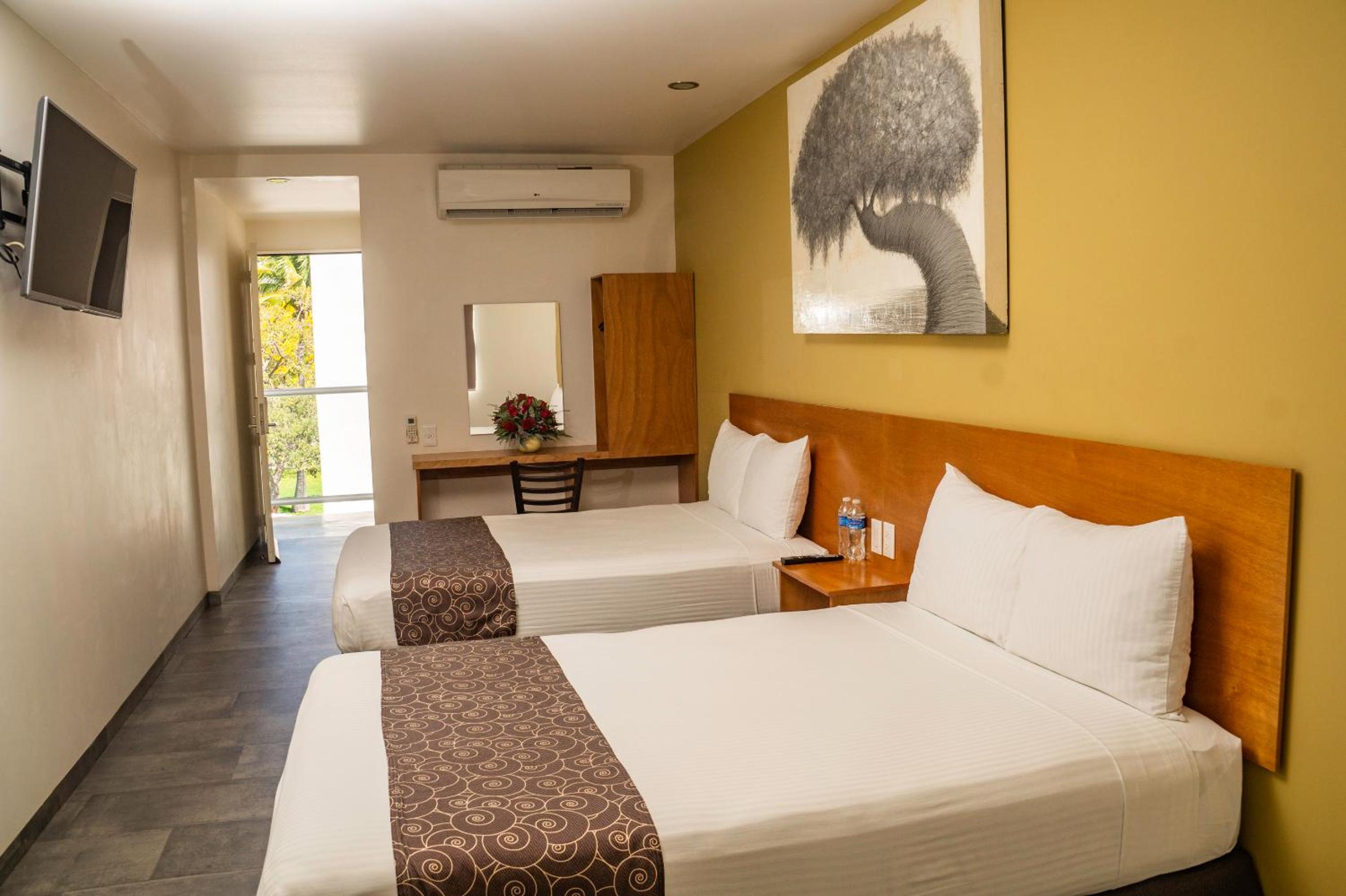 Room, Twin Beds