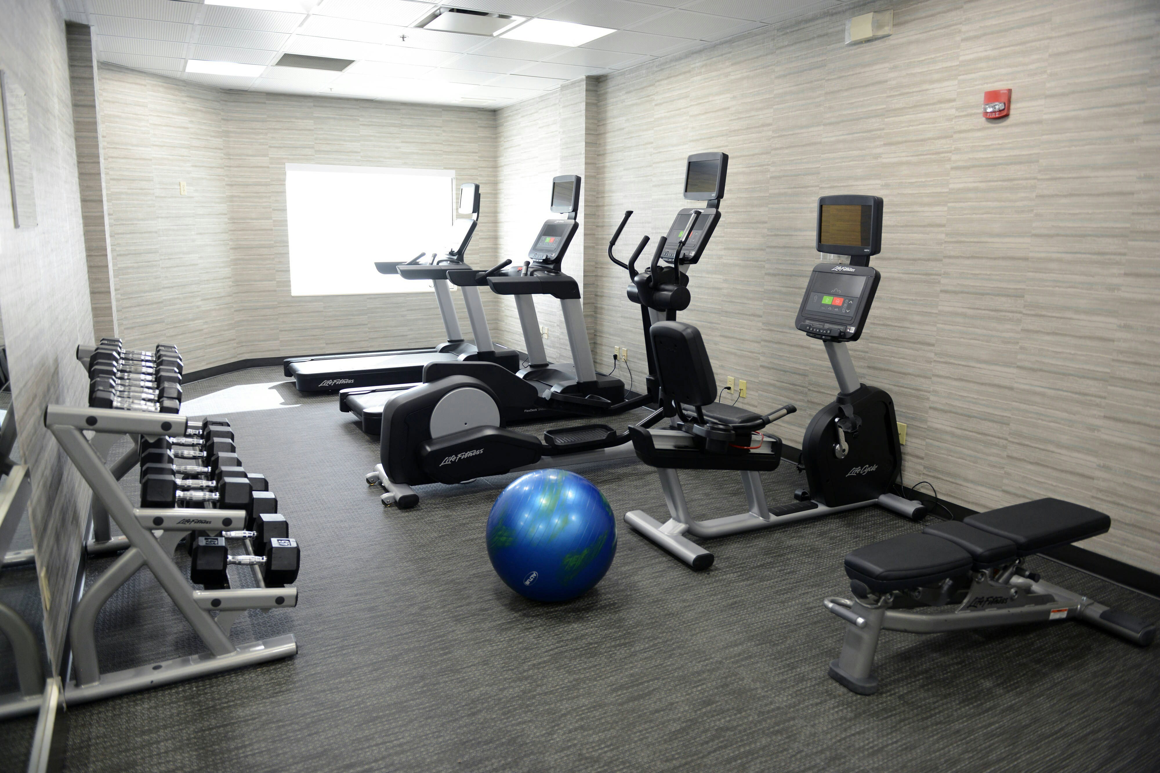 Courtyard By Marriott el Paso Airport 3/7