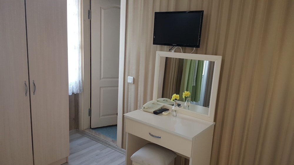 Anadolu Hotel 19/30