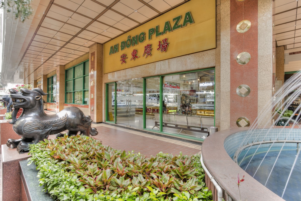 Windsor Plaza Hotel 44/78
