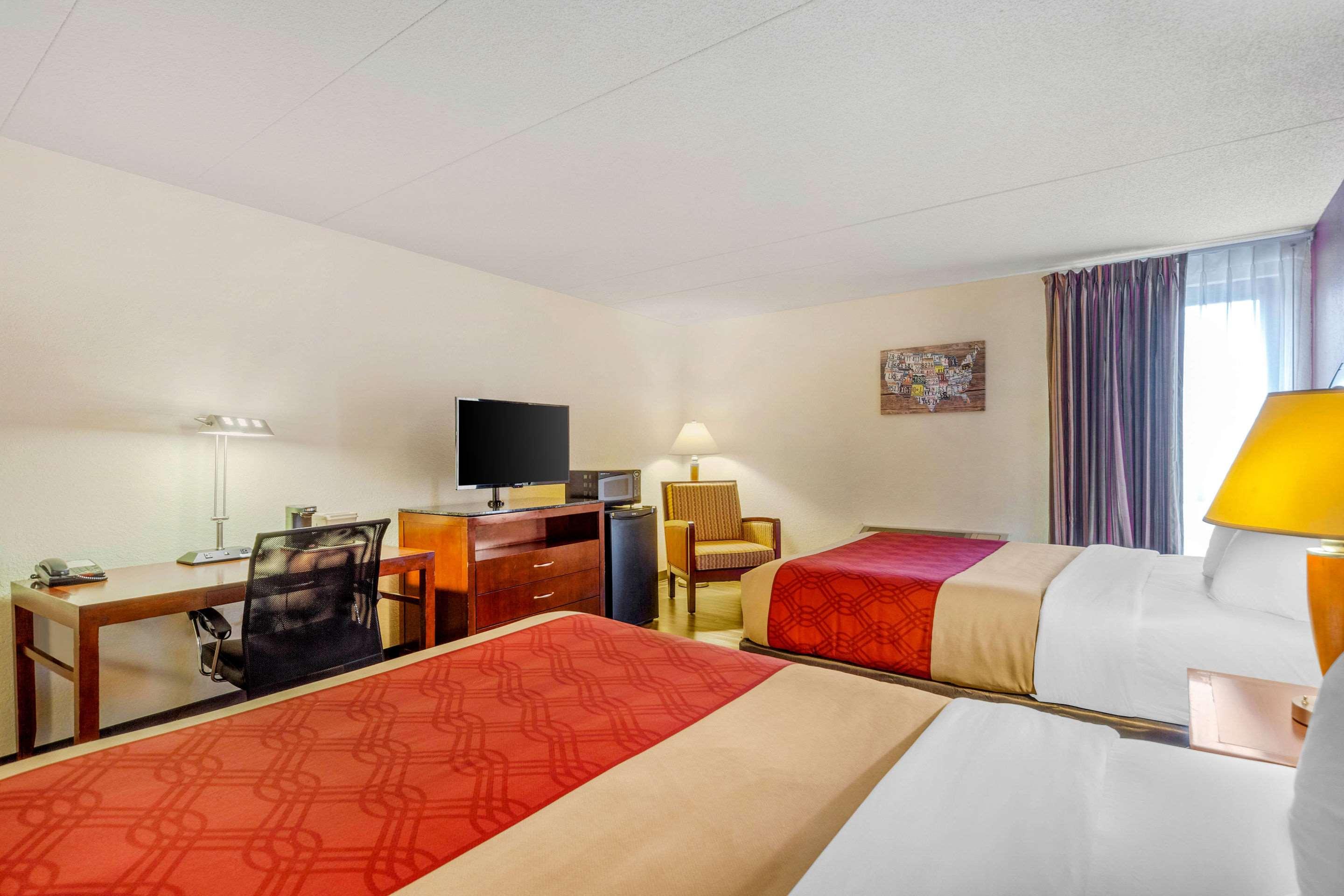 Room, Quadruple, 2 Queen Beds