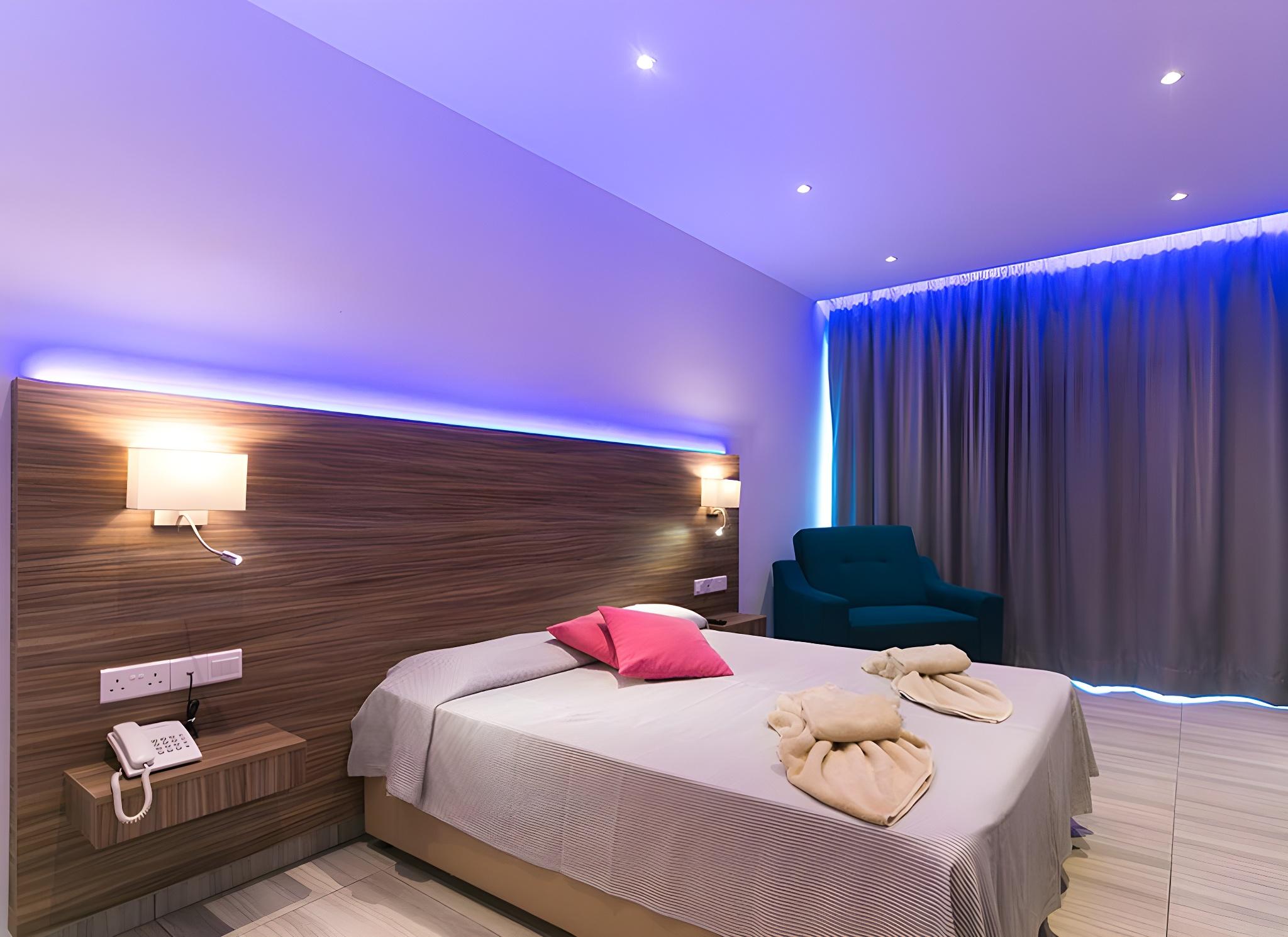 Superior, Twin Beds, Pool View, New Building