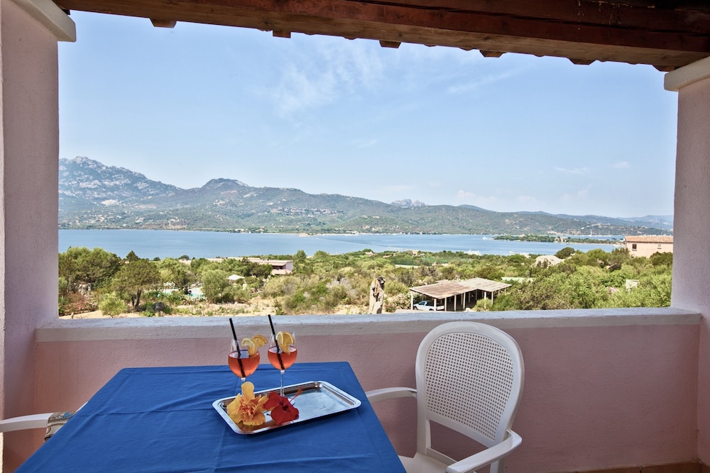 RESIDENCE STELLA DI GALLURA 40/50