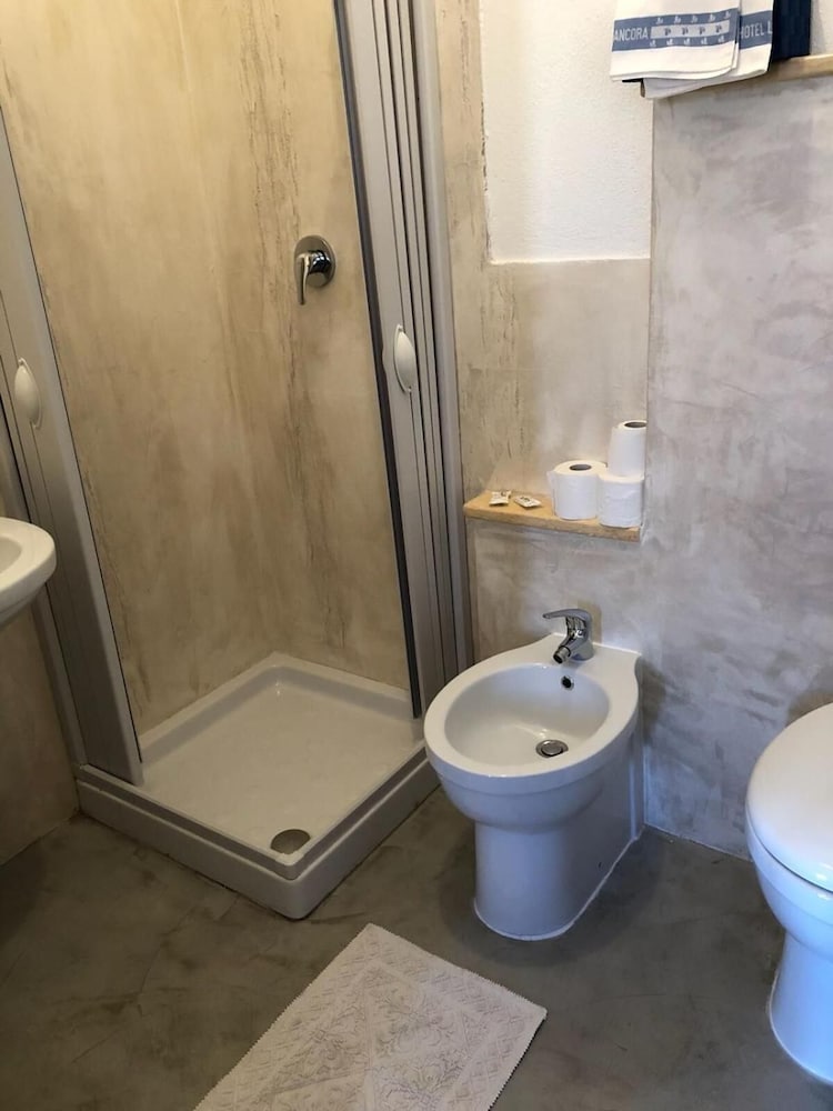 Hotel L'ancora 48/50