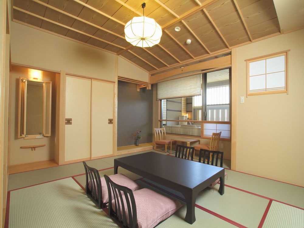 HOKURIKU AWARA ONSEN MIMATSU 15/23