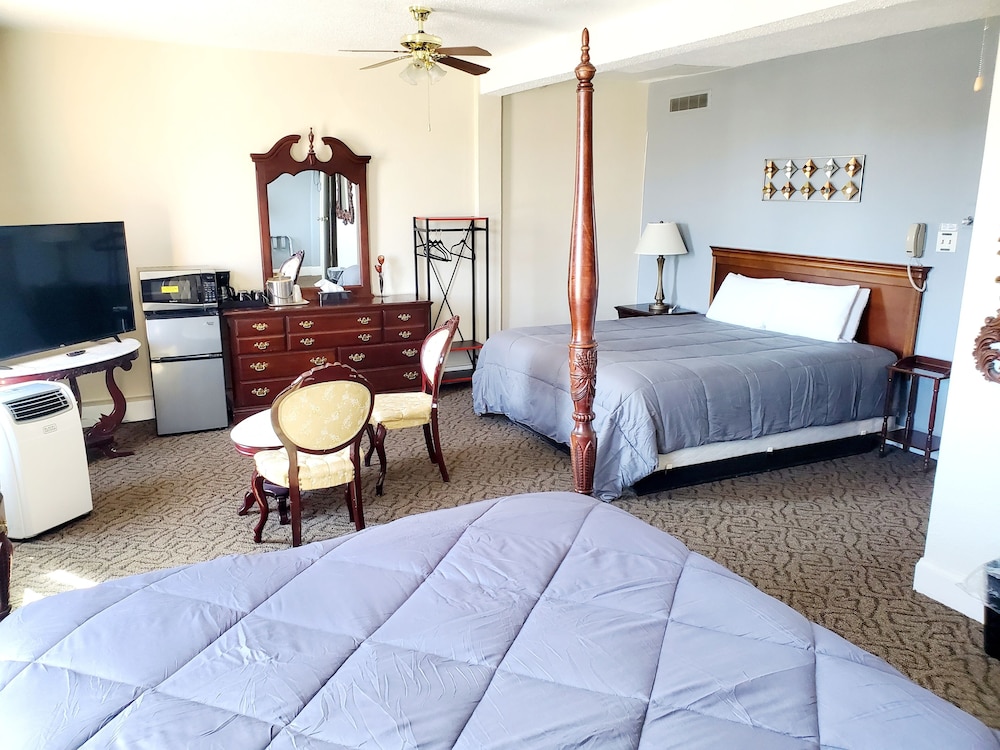 Monte Villa Inn 13/36