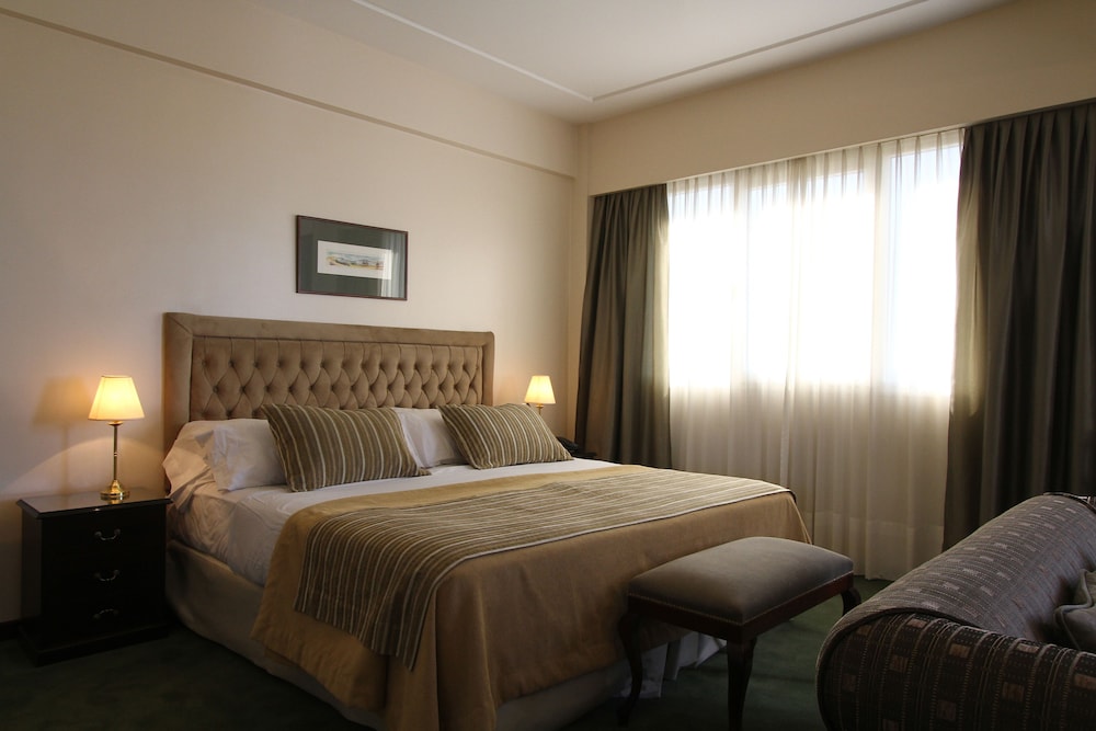 Hotel Catalinas Tucuman 9/50