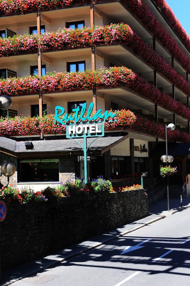 Hotel Rutllan & Spa 4/36