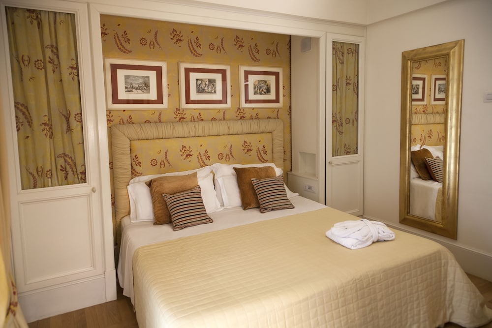 Relais Villa San Martino 34/46