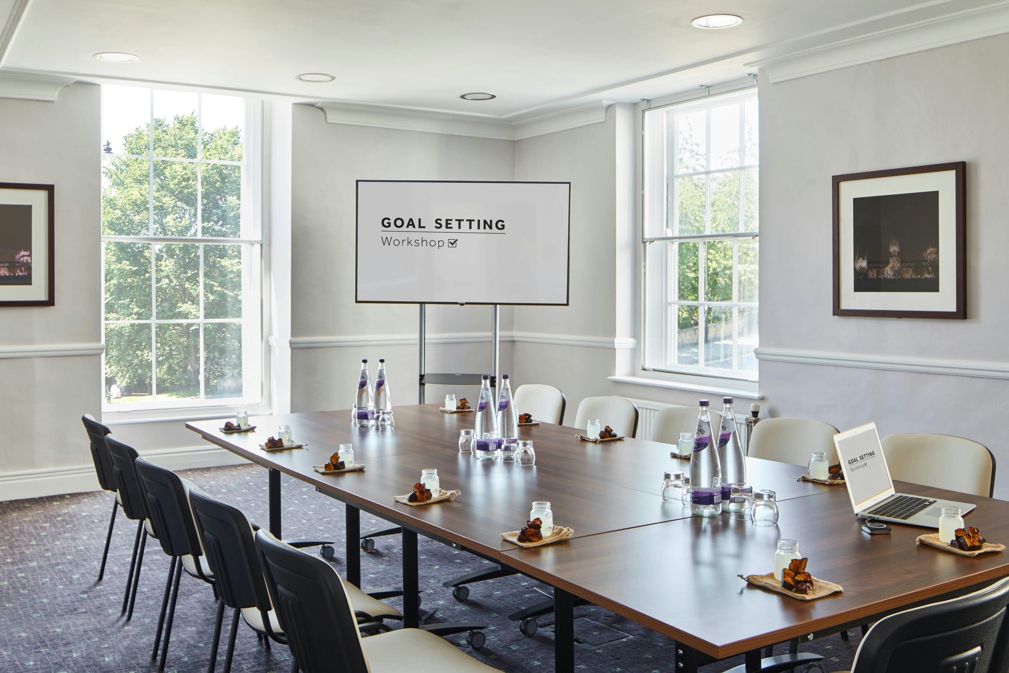 Delta Hotels Durham Royal County 15/19