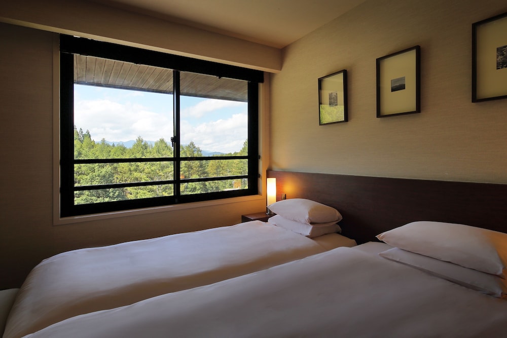 LUXURY, TWIN BEDS, TOP FLOOR