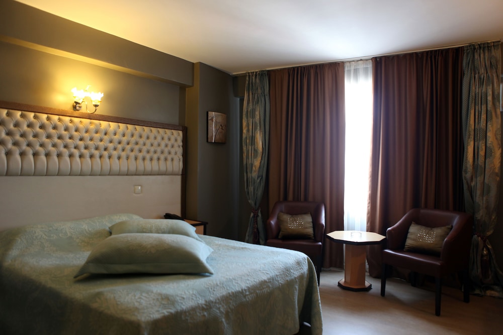 AKTAS HOTEL 27/45