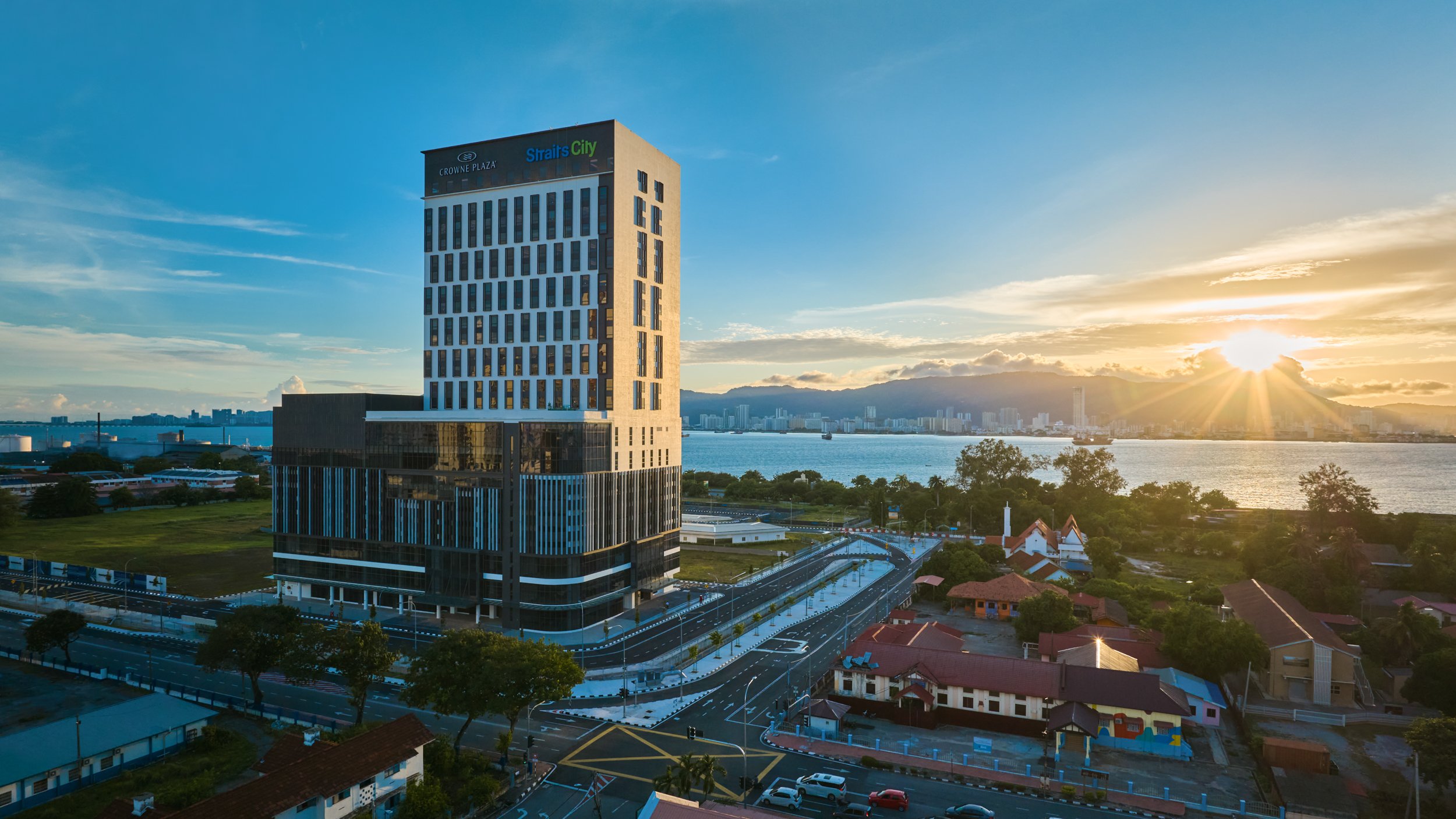 Crowne Plaza Penang Straits City 2/50