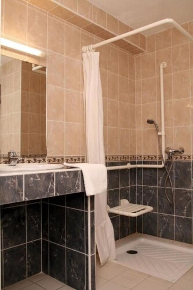 Hotel Ariane 30/30