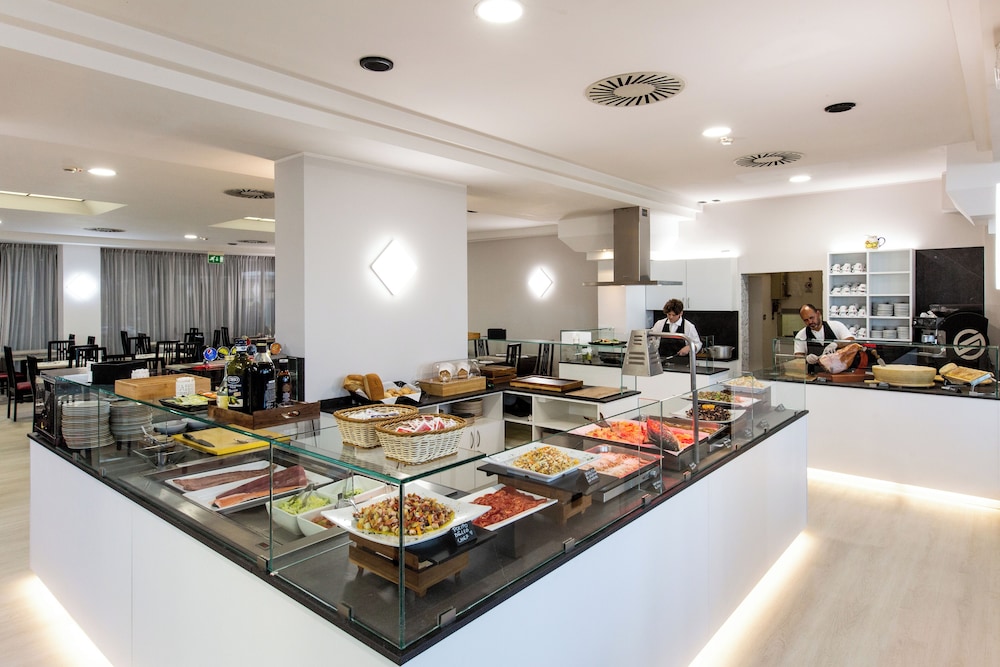 Vela D Oro Hotel 32/41