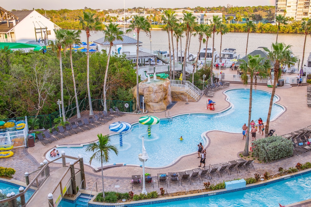 New Hotel Collection Harbourside in Belleair Beach - FL