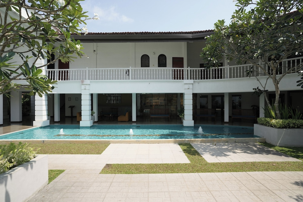 Hibiscus Beach Hotel Kalutara 5/50