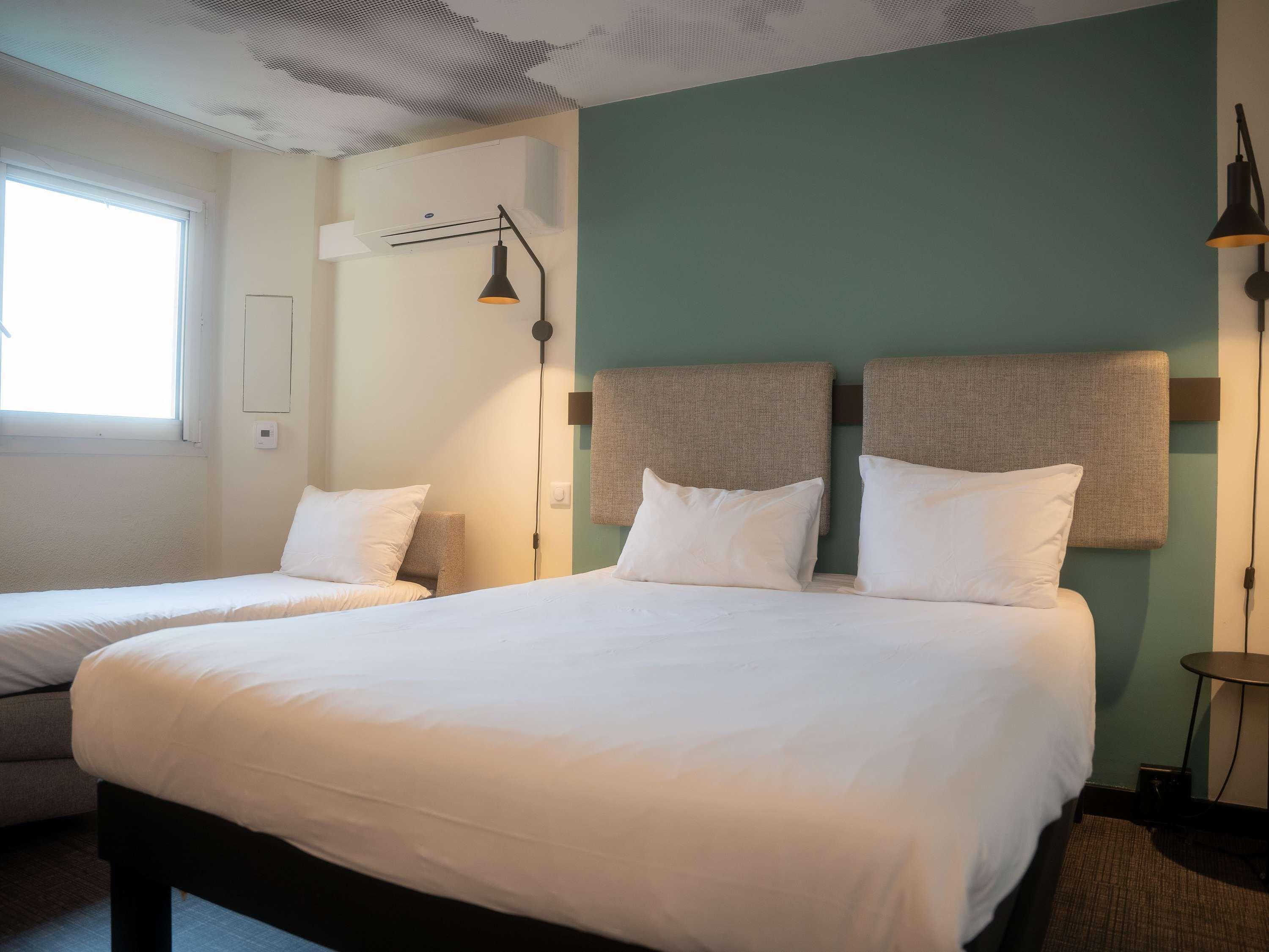 STANDARD, 1 DOUBLE AND 1 SINGLE BED