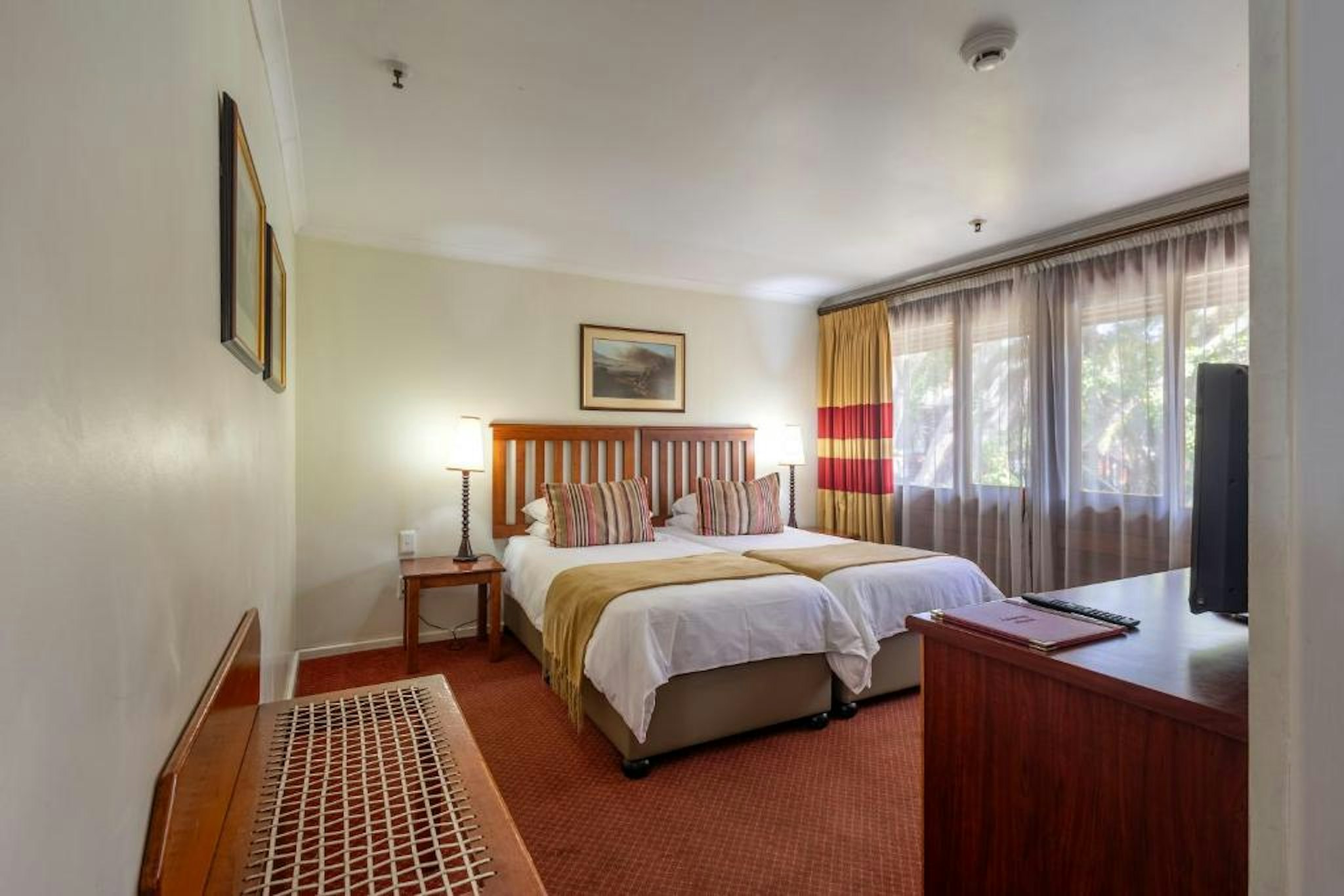 Knysna Log Inn 9/25
