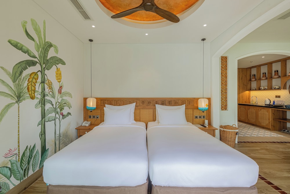 Design, Studio, Suite, Twin Beds