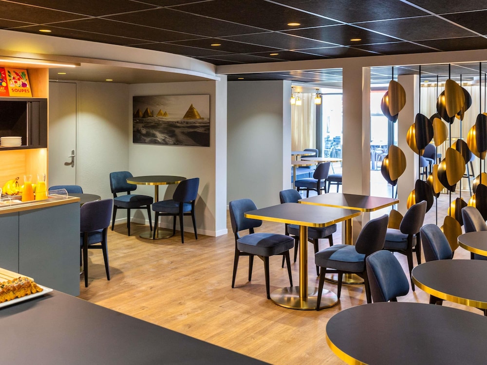 Mercure Toulouse Aeroport Blagnac 44/57