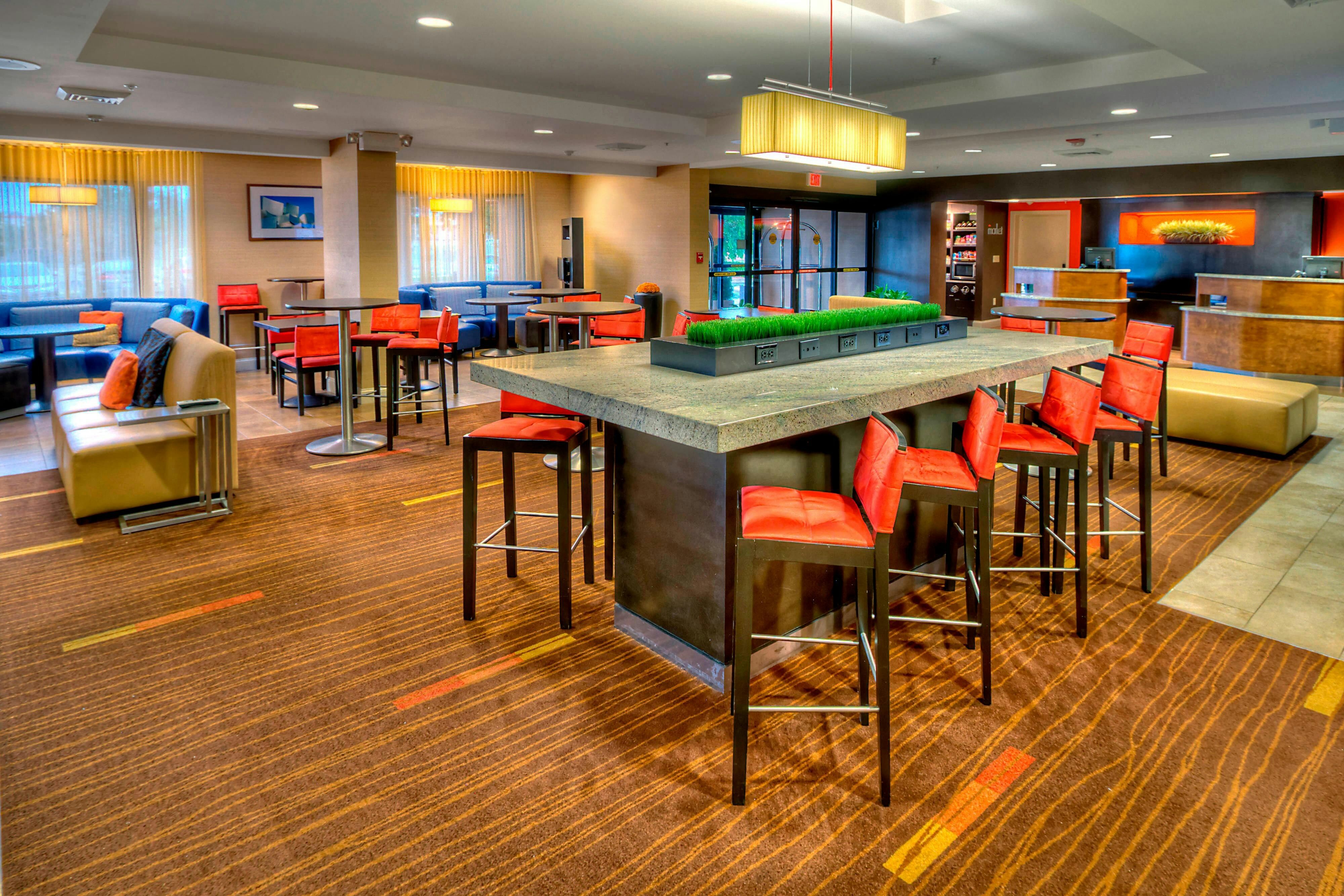 Courtyard by Marriott Burlington 12/19