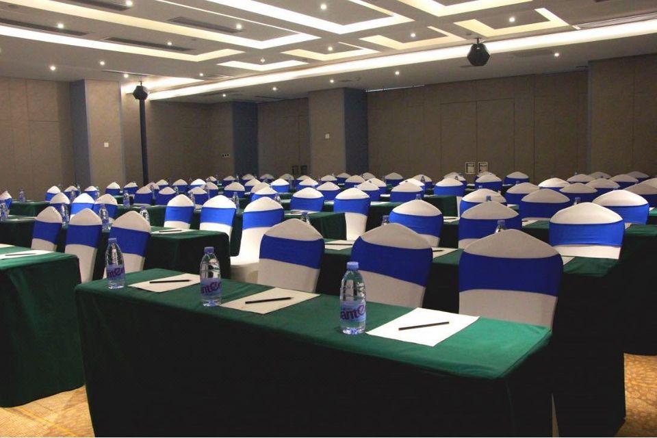 Zenith International Hotel 37/38