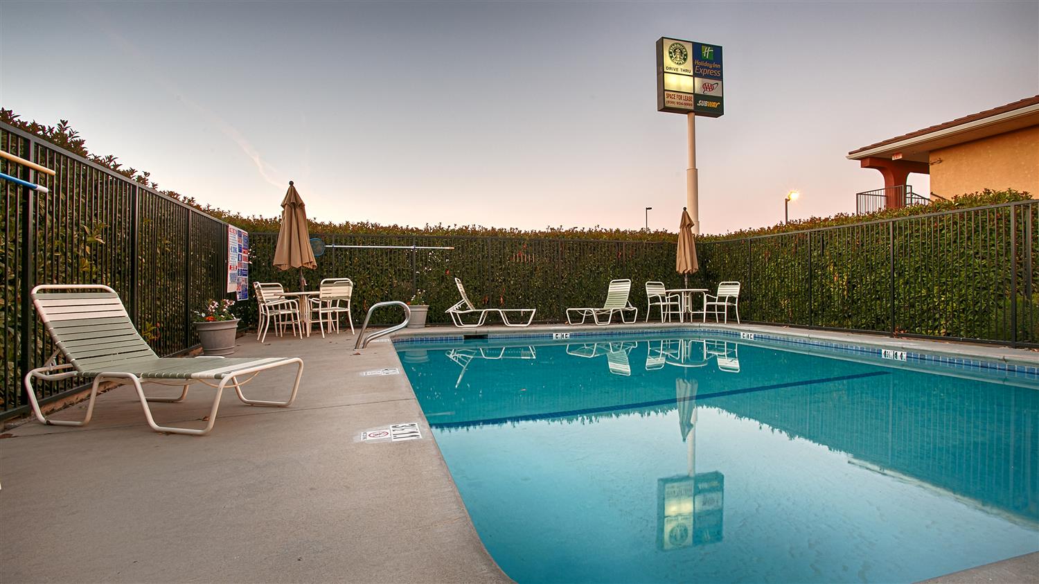 Best Western Willows Inn 13/25