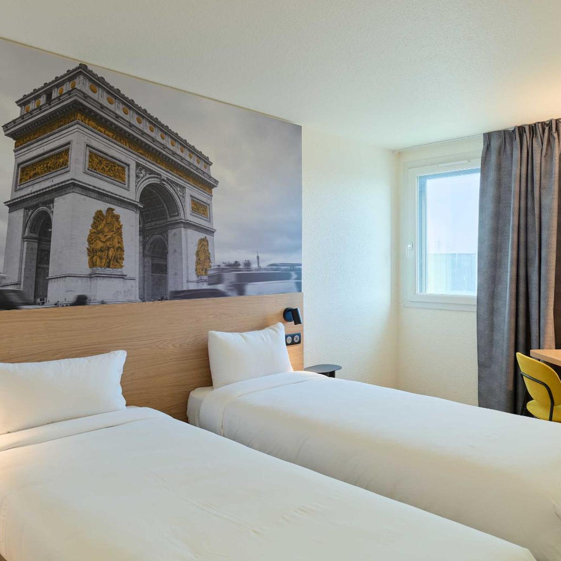 Room, Twin Beds