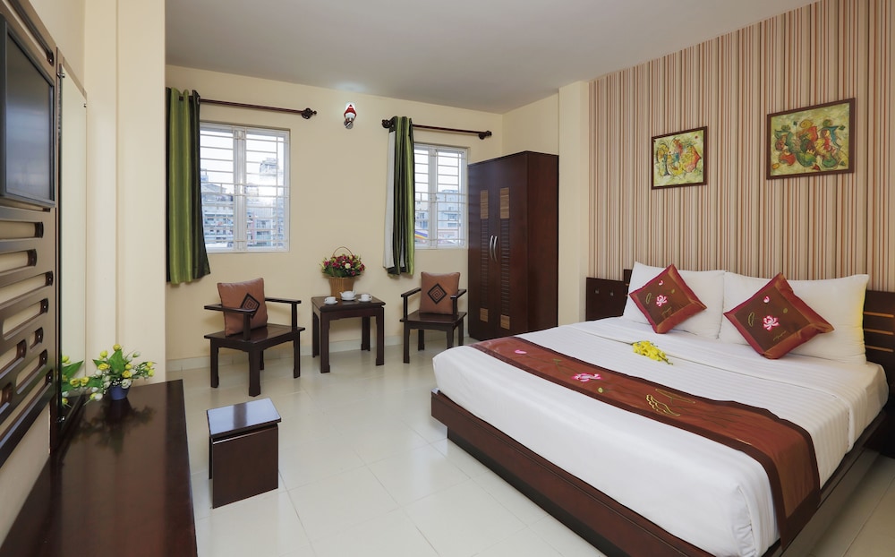 Sen Saigon Hotel 18/50
