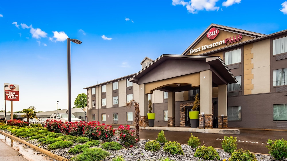 Best Western Plus Jackson Downtown-Coliseum 3/33