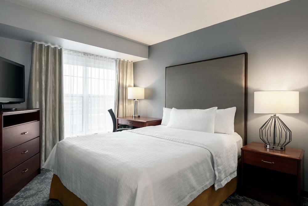 Homewood Suites by Hilton Erie 10/42
