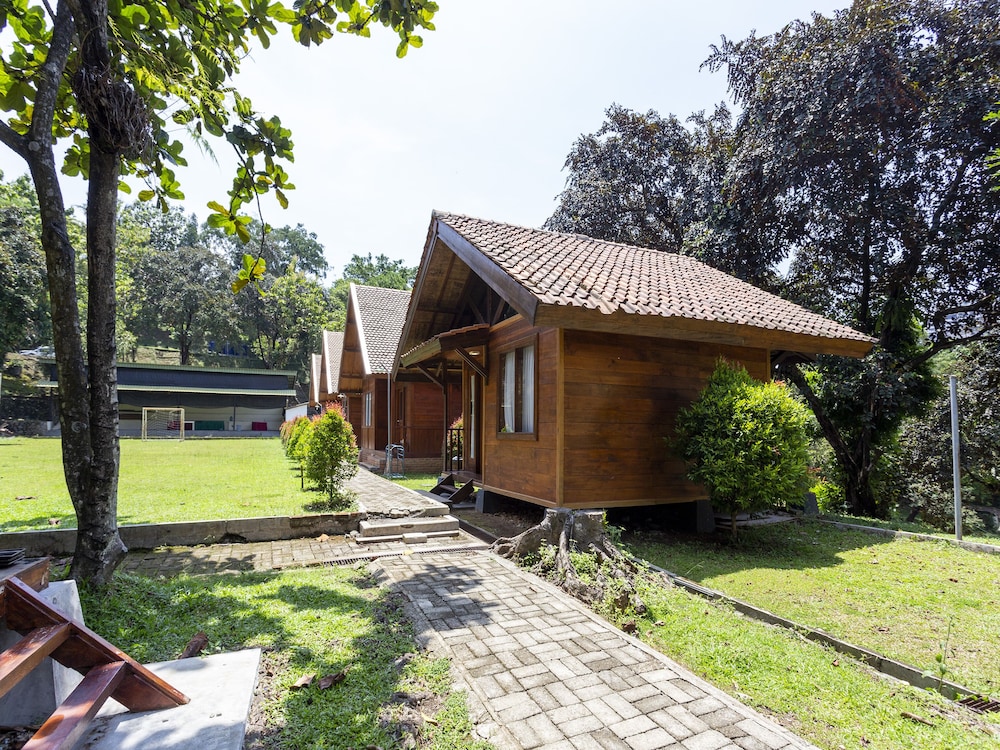 OYO 883 Pavo Resort 37/43