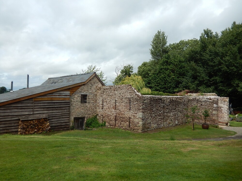 Lower Wythall B&B 45/50