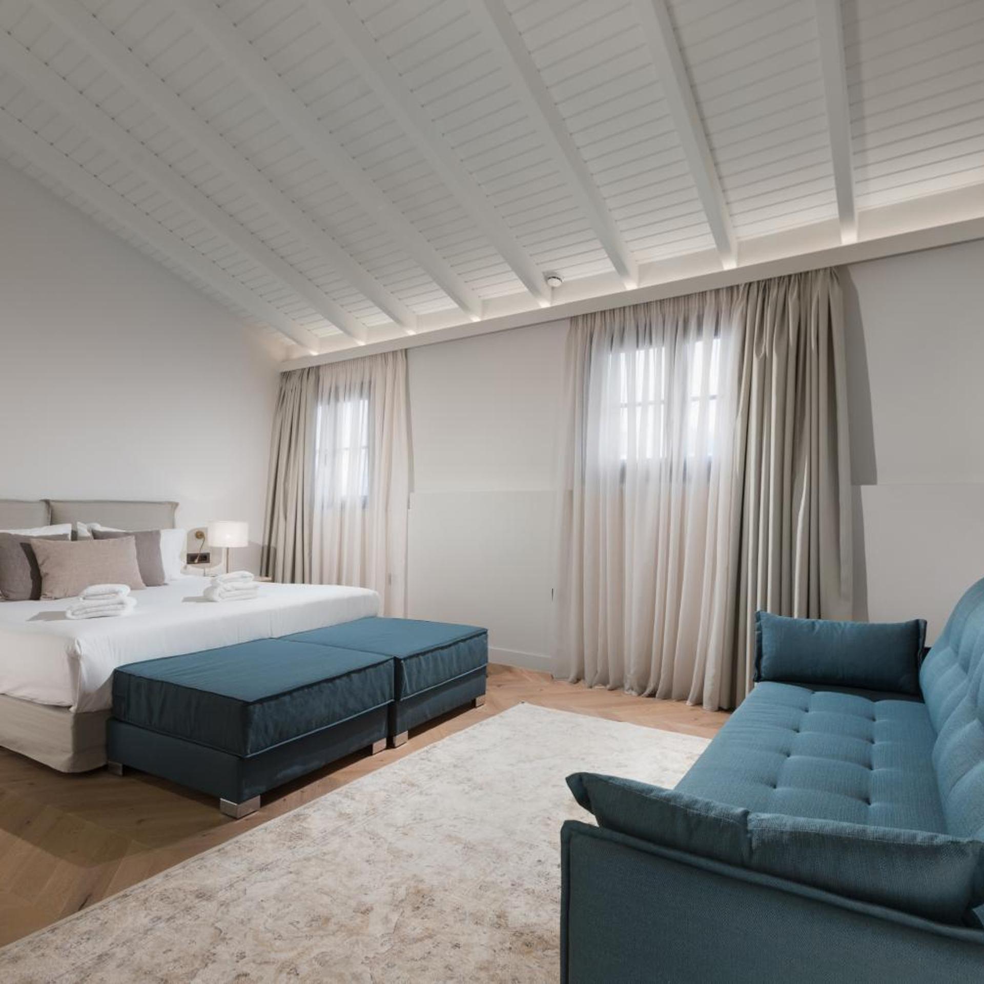 Neo Classic, Residence, Suite