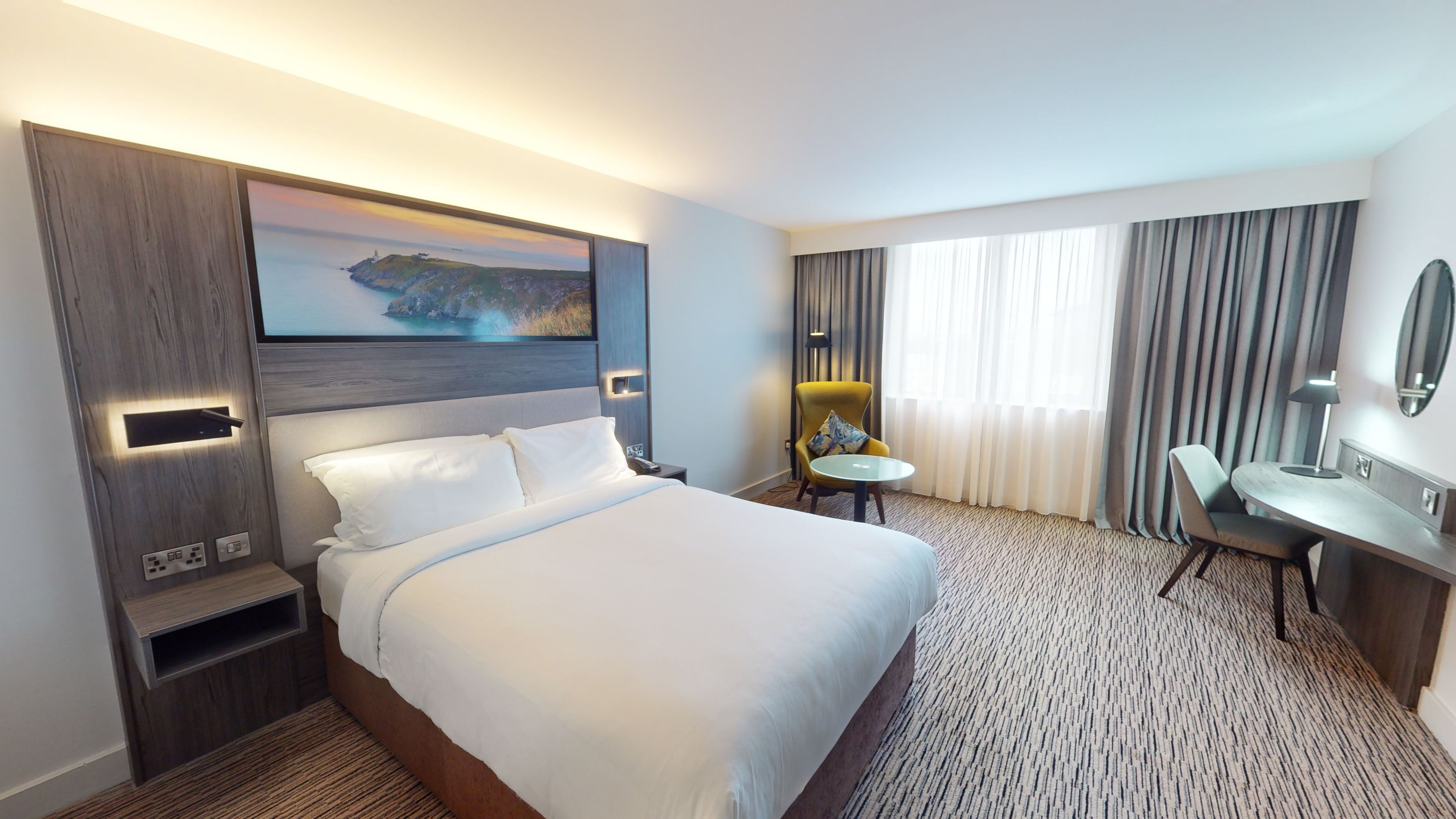DELUXE, 2 DOUBLE BEDS