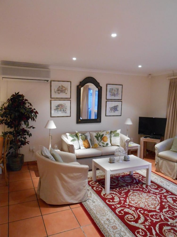 Roosboom Luxury Apartments 25/50