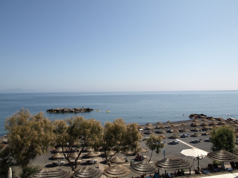 Levante Beach Hotel 58/65