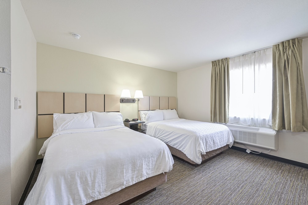 Candlewood Suites Tulsa 11/54