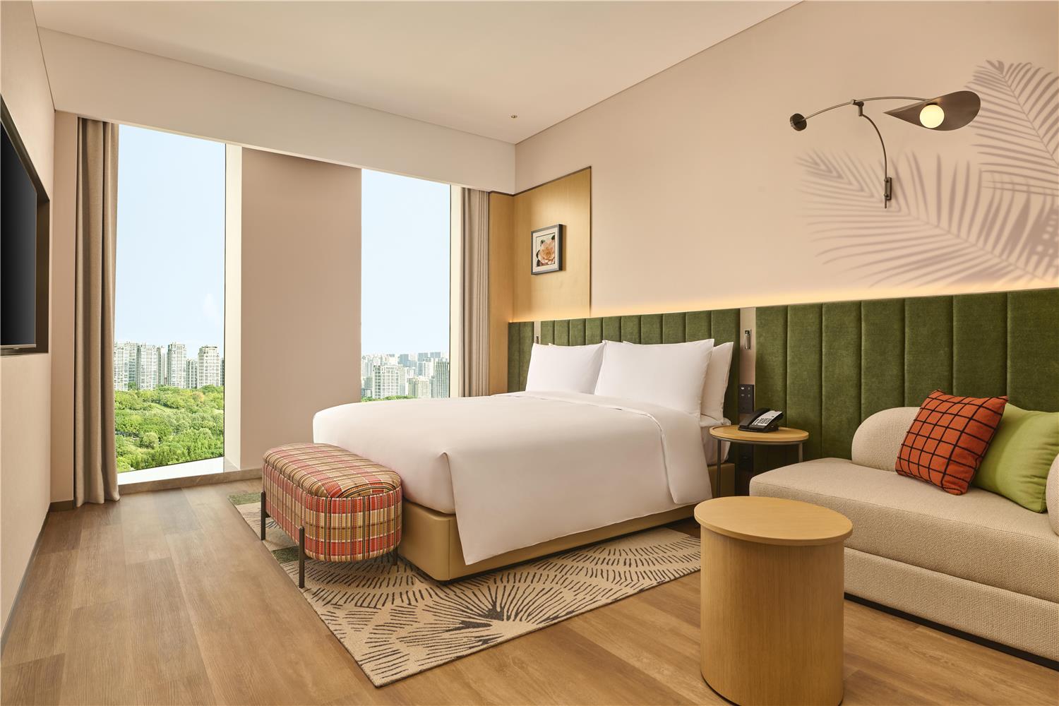 Room, King Bed, High Floor