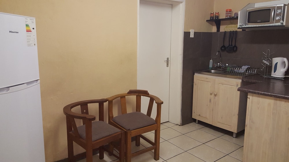 African Sky Guest House 24/50