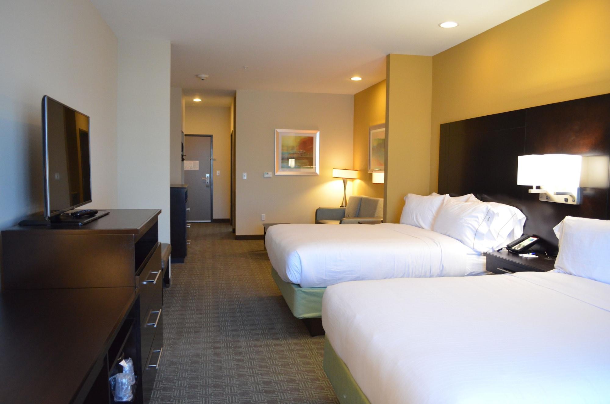 Suite, Multiple Beds, Accessible