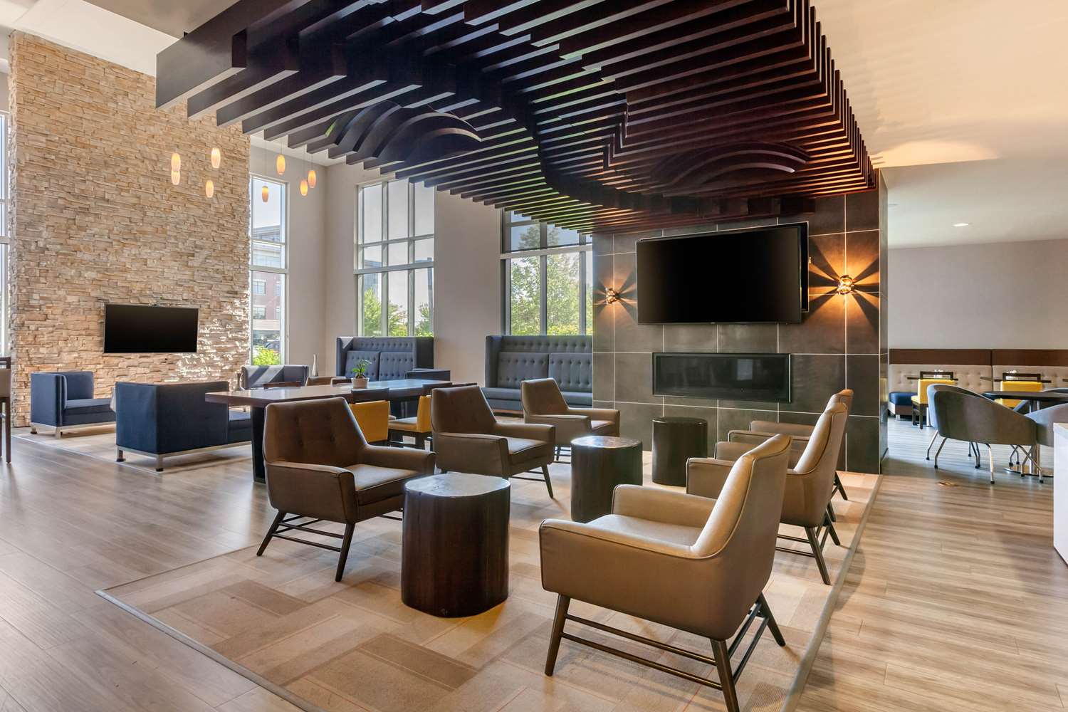 Cambria Hotel Ft Collins 22/26