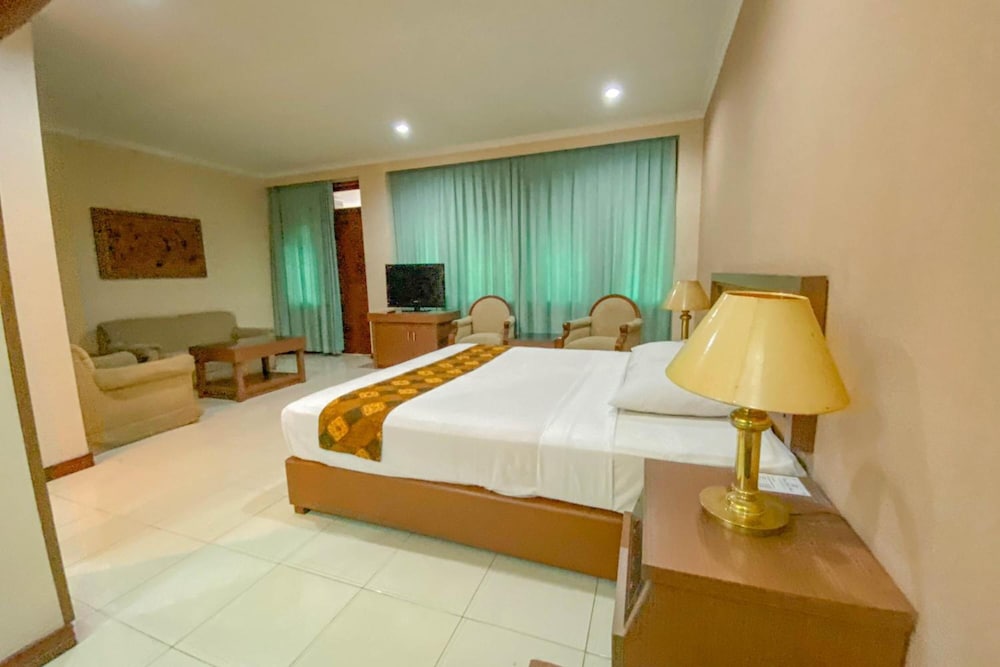 Riyadi Palace Hotel 10/61