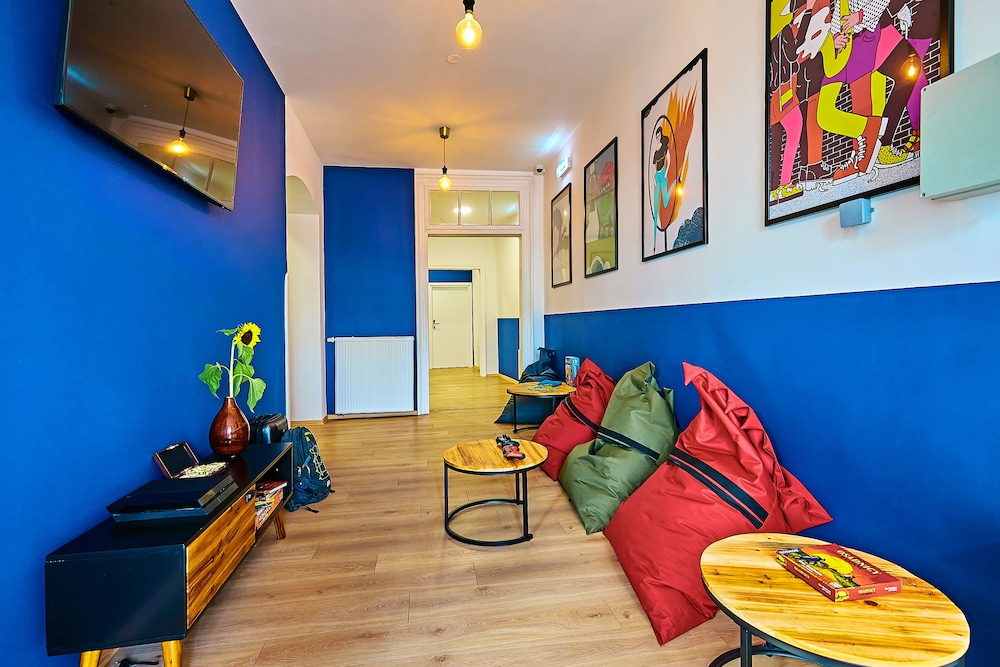 Draggo House- Hostel 55/68