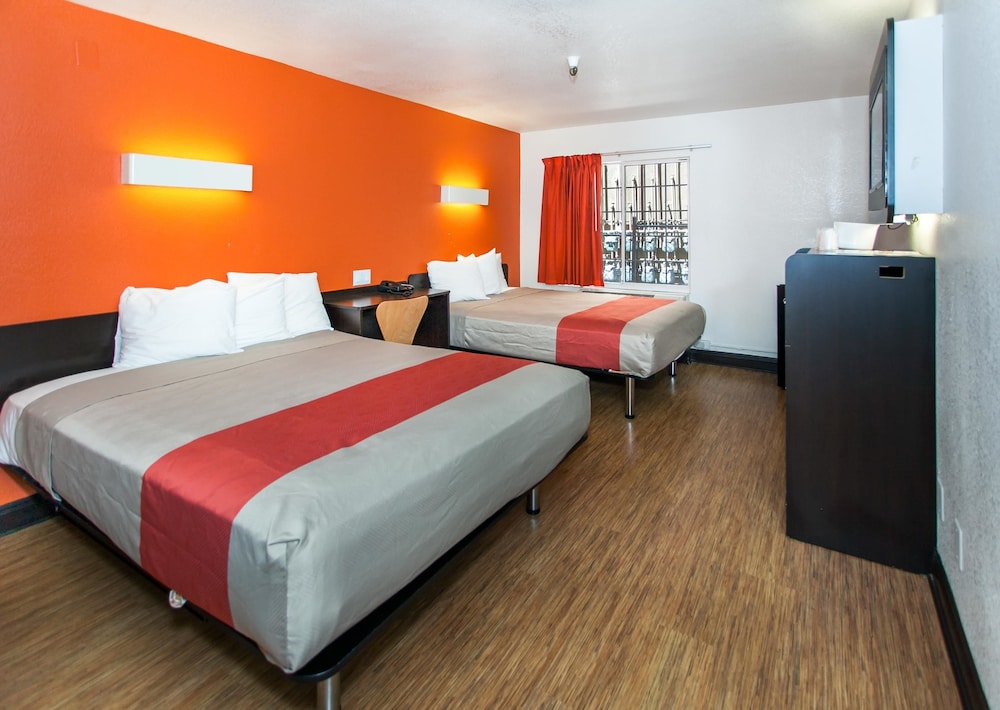 Motel6 Hollywood, CA - Los Angeles 16/50