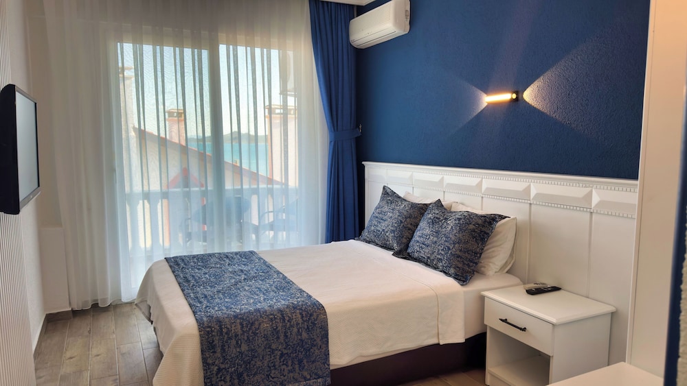 Cunda Ezer Otel 19/63