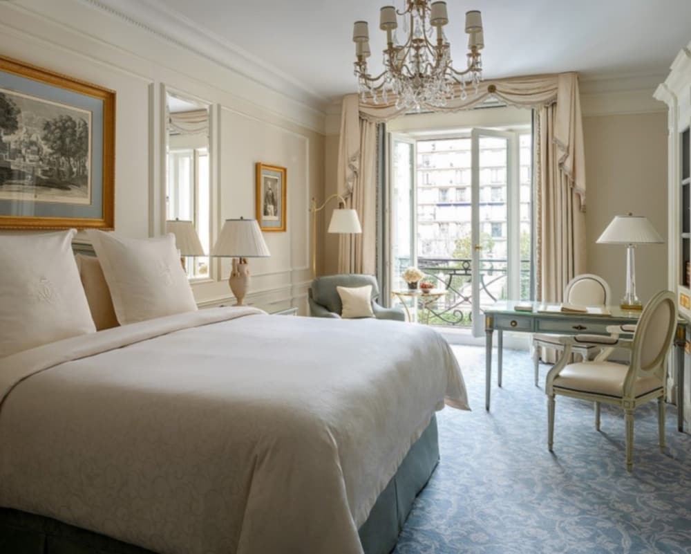 Four Seasons Hotel George V, Paris 23/62