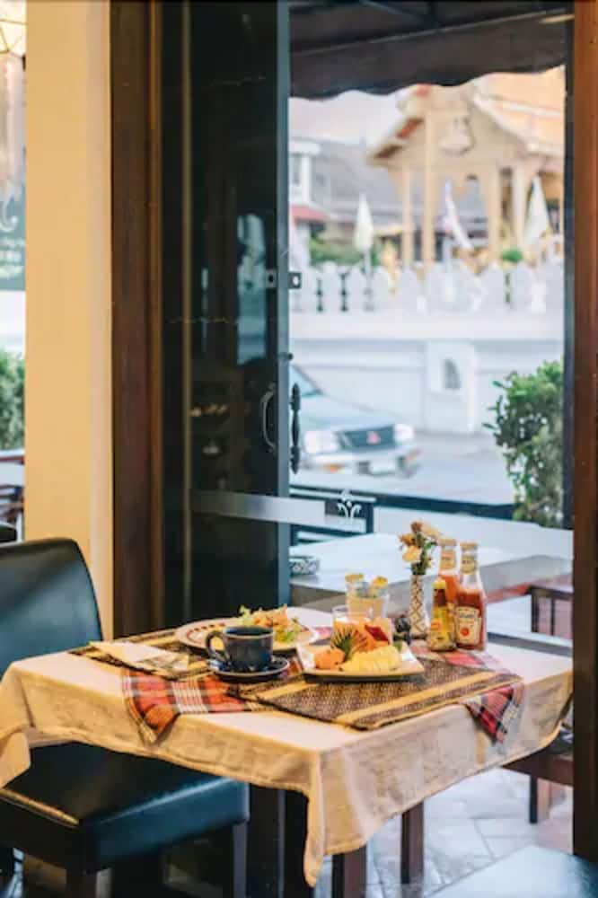 Ban Chang Tong Hotel 49/62